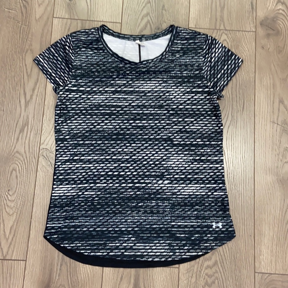 Under armor shirt